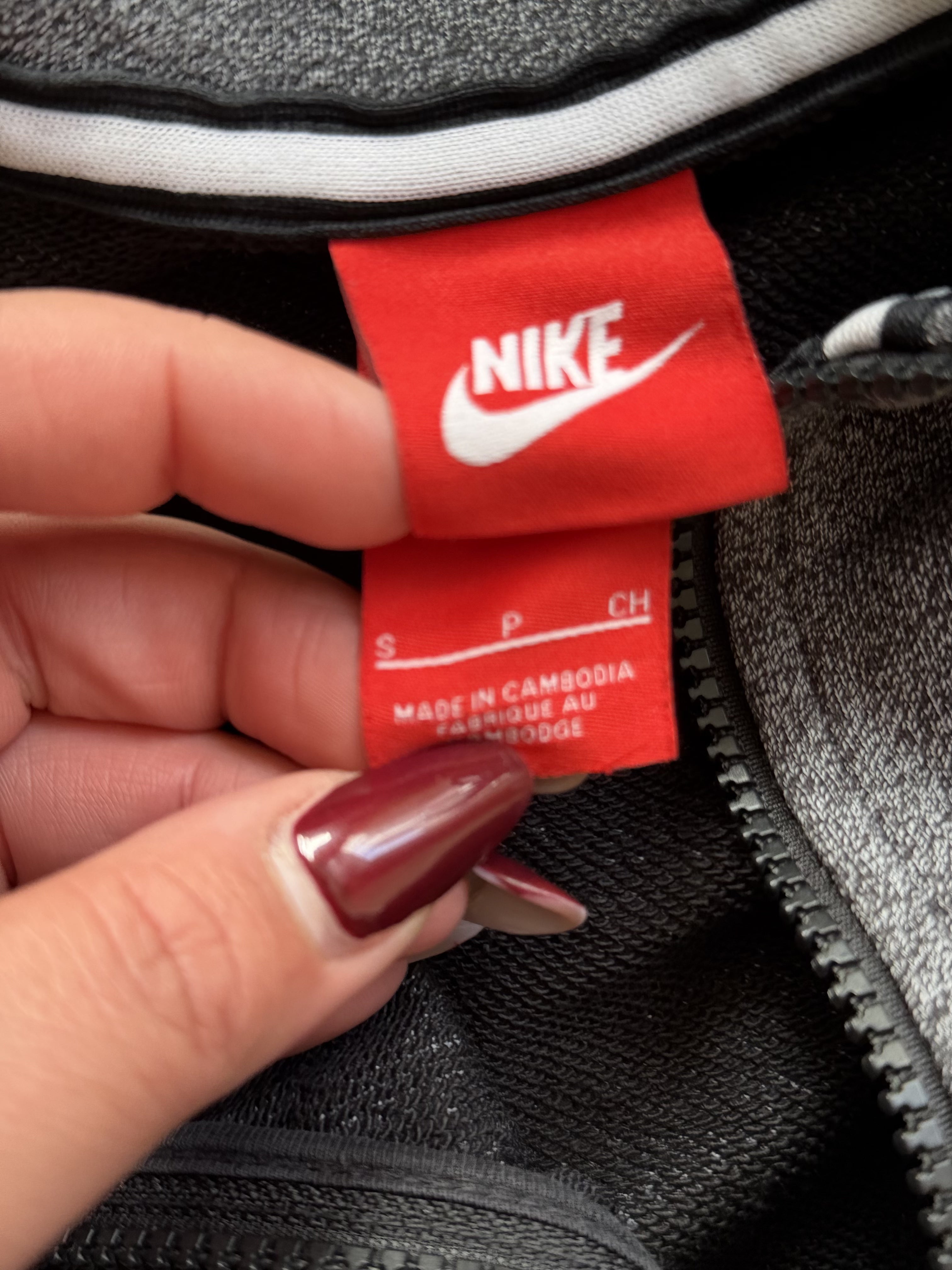 Felpa Nike Zip e Cappuccio Taglia S Over Grigia