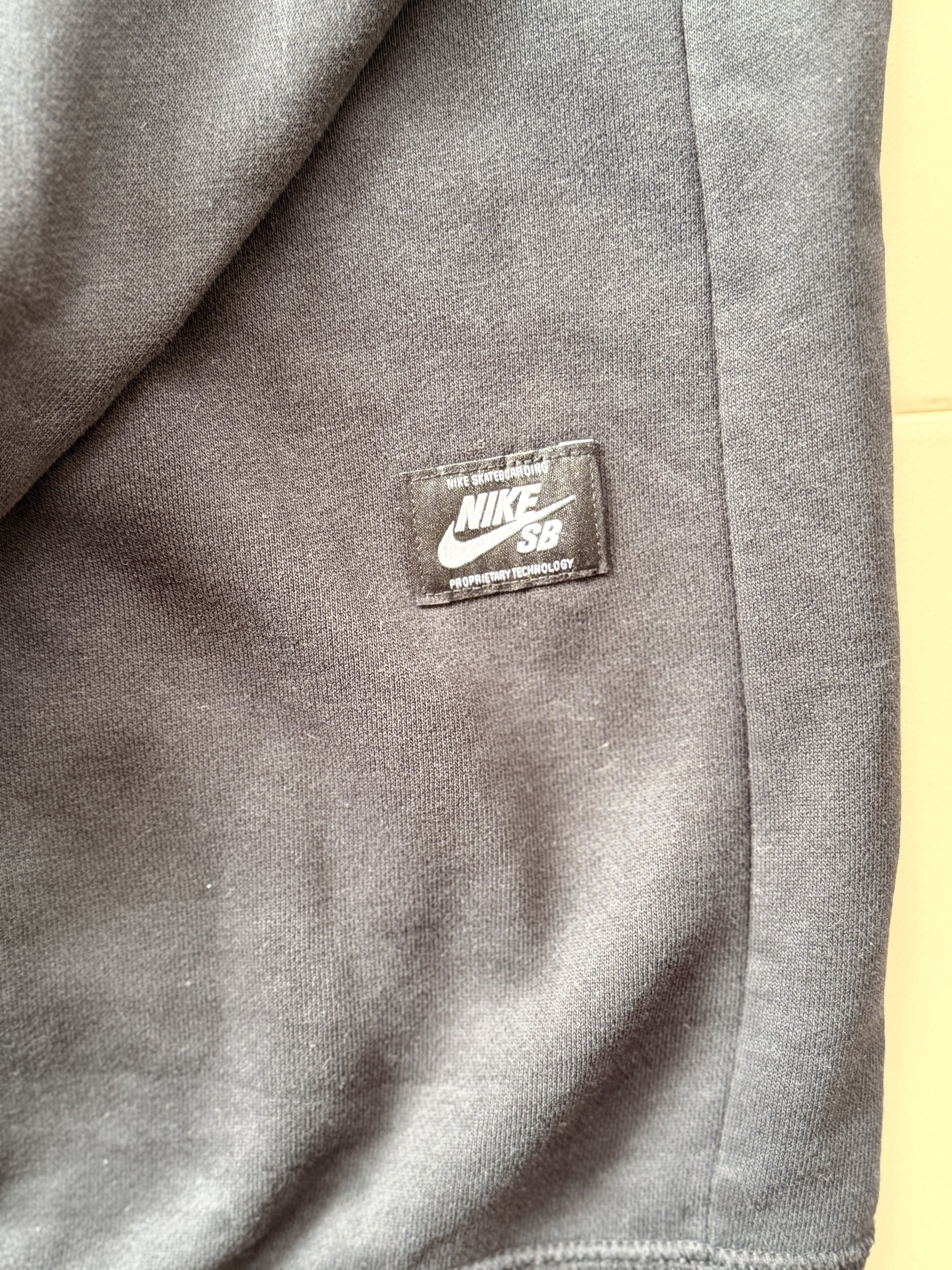 Felpa Nike Con Cappuccio Taglia M Nera